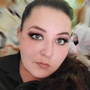 Meet your Posher, Adrien